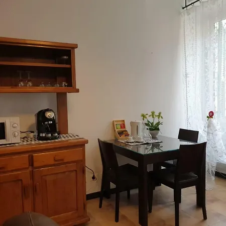 La Casetta Di Agnese Apartment *